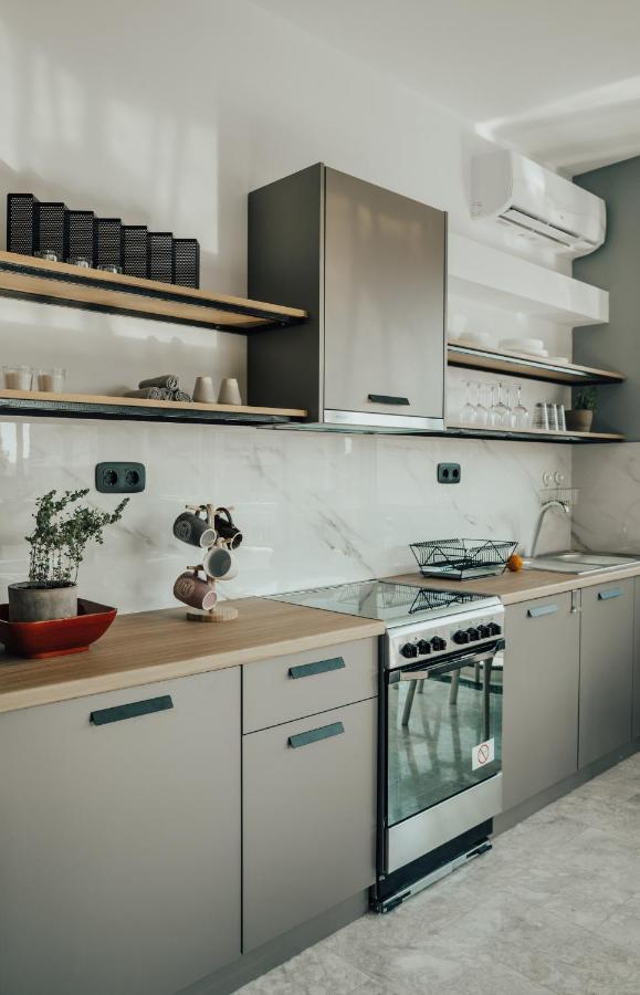 Apartamento Loft With Private Parking Atenas Exterior foto