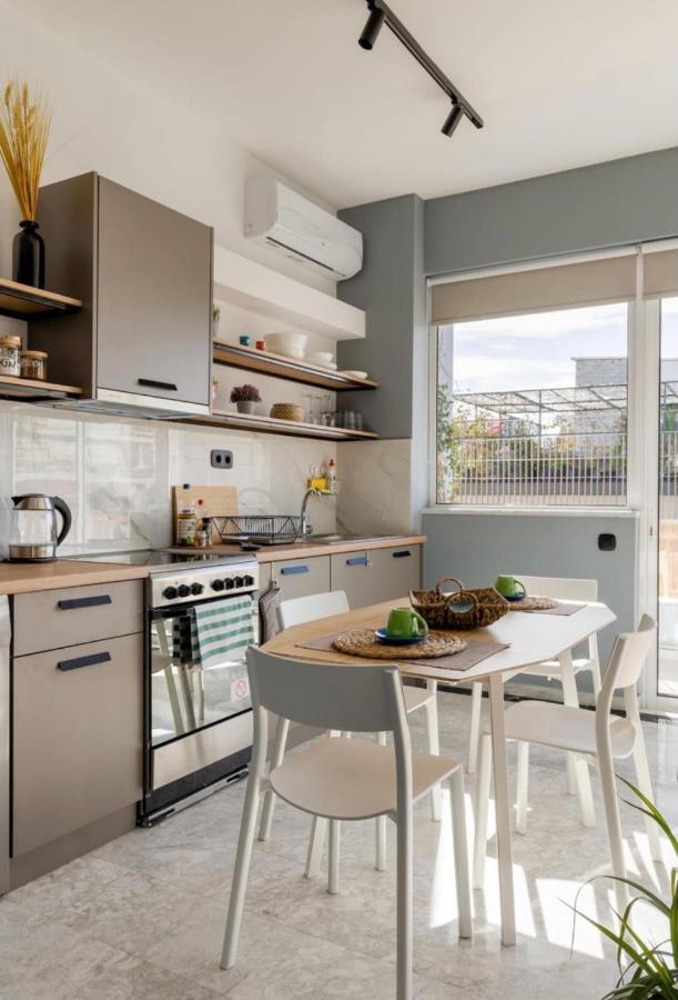 Apartamento Loft With Private Parking Atenas Exterior foto